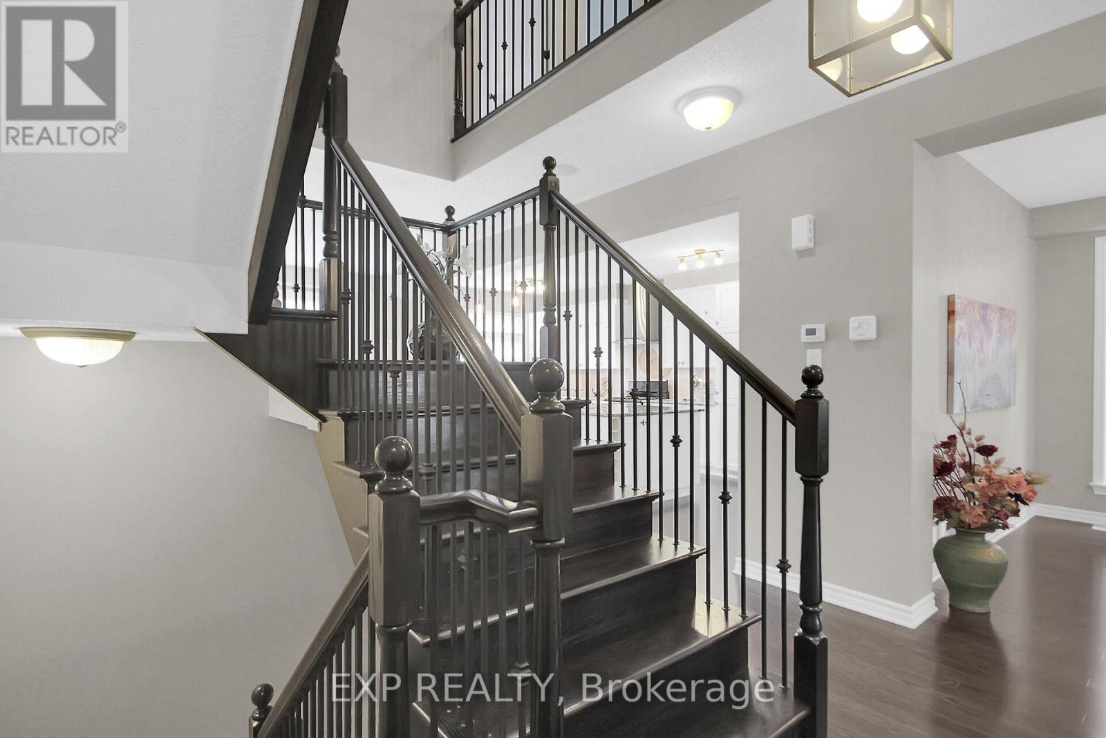132 Gracewood Crescent