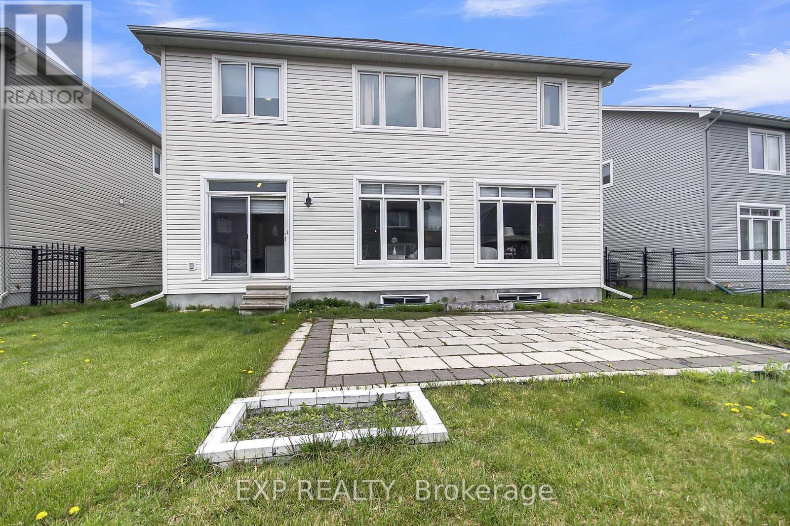 132 Gracewood Crescent