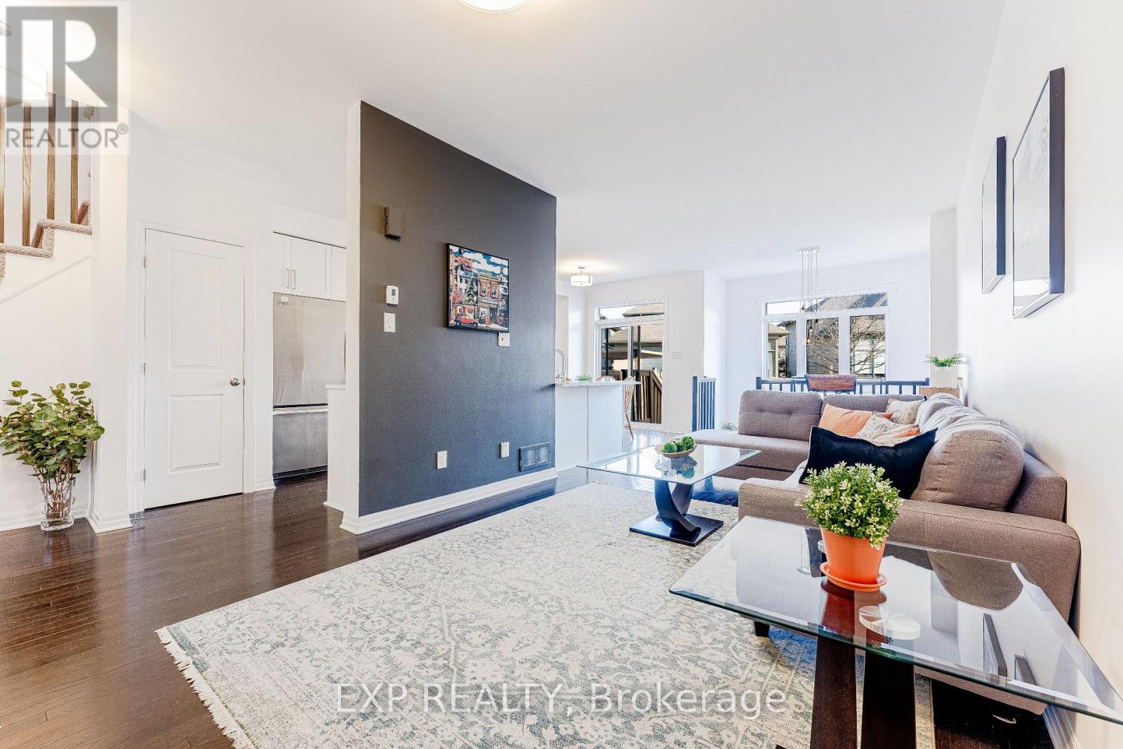 137 Hawkeswood Drive