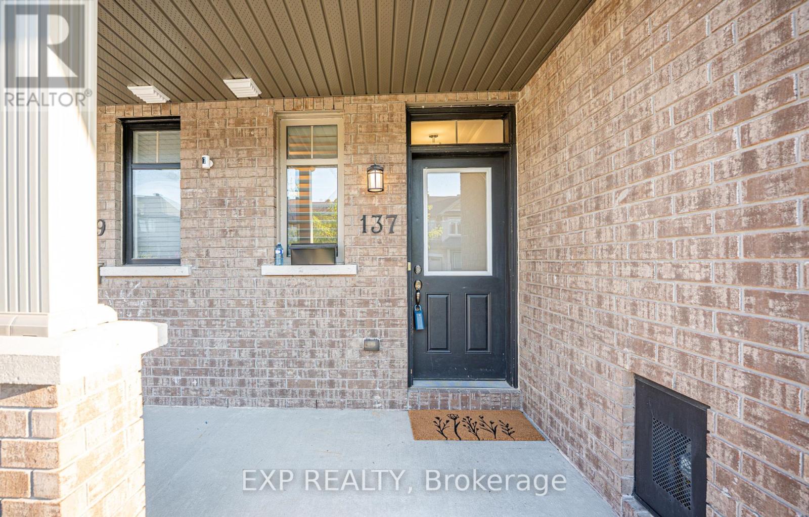 137 Hawkeswood Drive