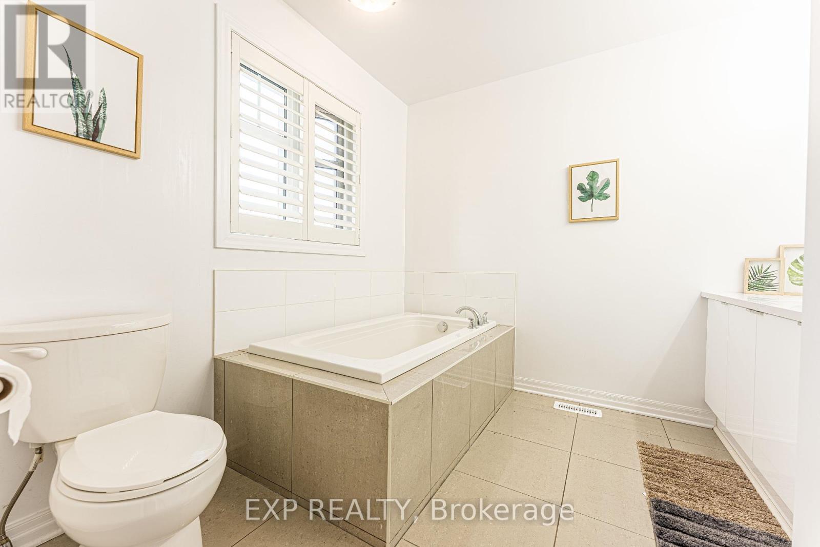 137 Hawkeswood Drive