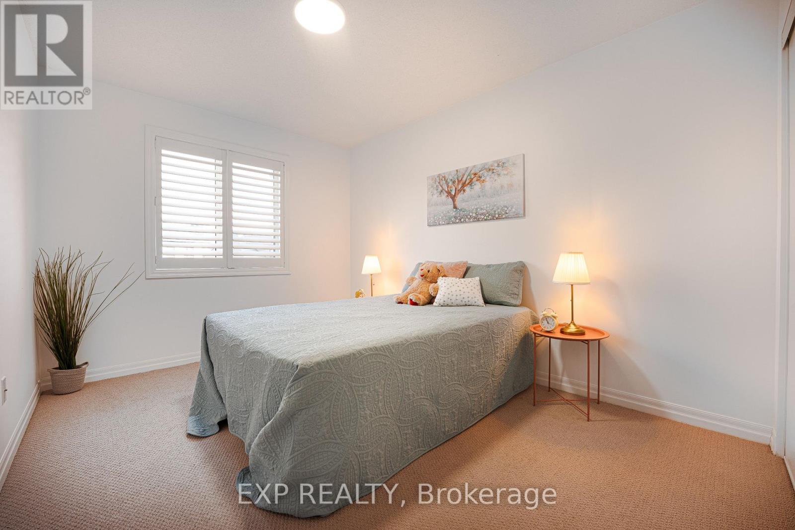 137 Hawkeswood Drive