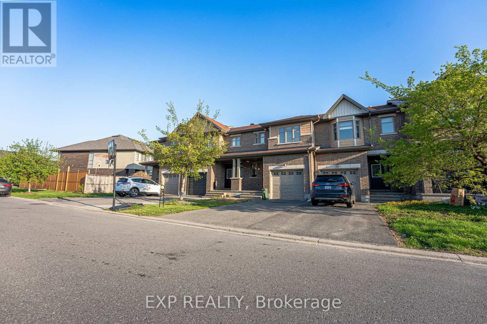 137 Hawkeswood Drive
