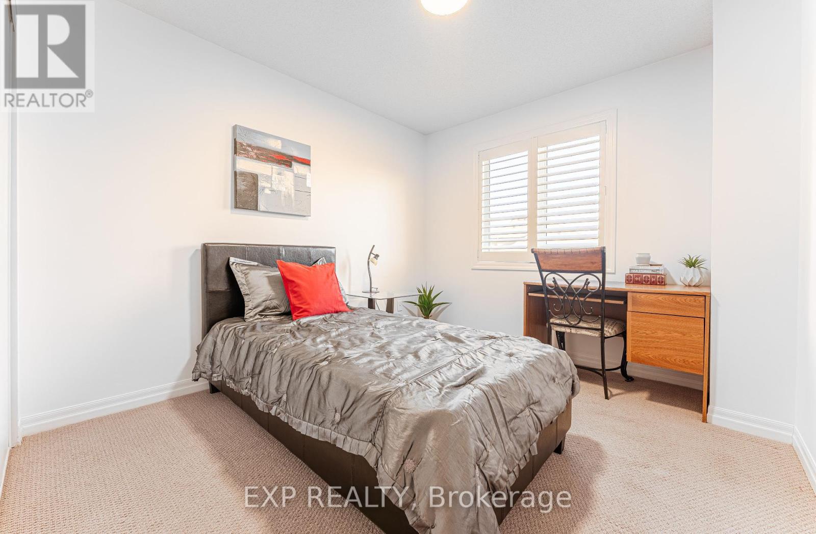 137 Hawkeswood Drive