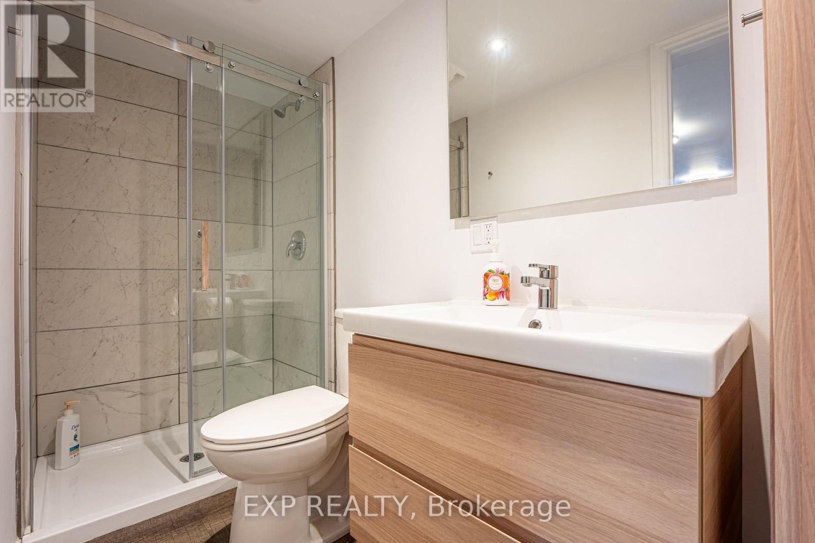 137 Hawkeswood Drive