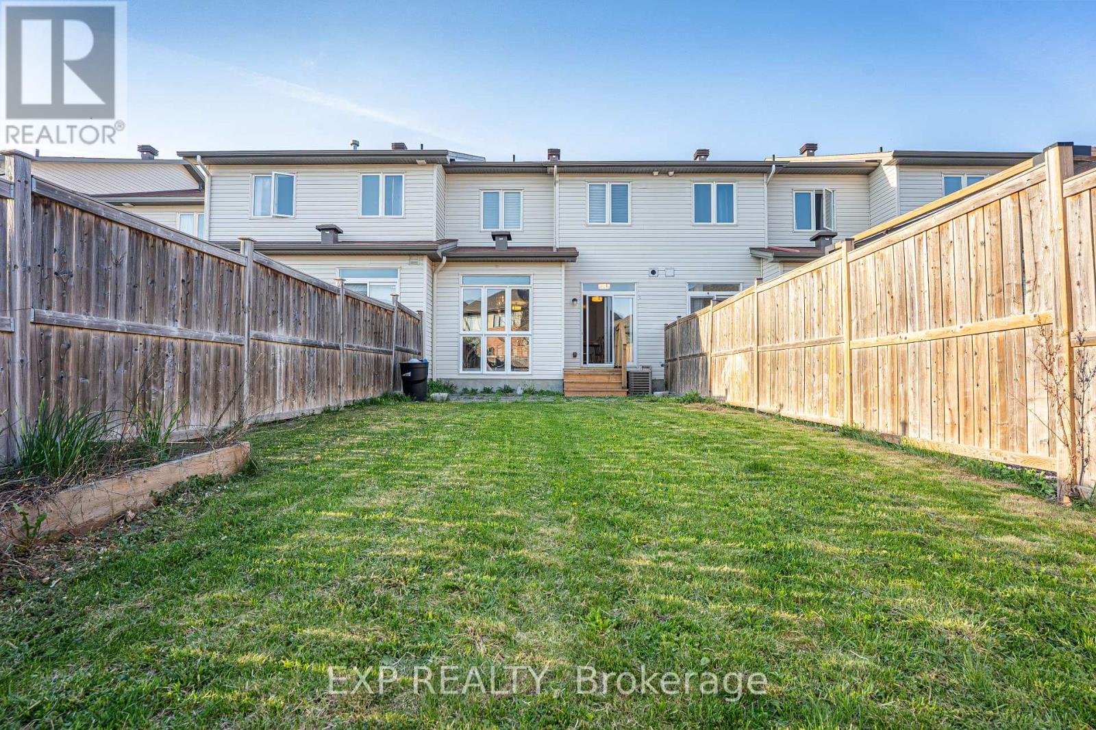 137 Hawkeswood Drive