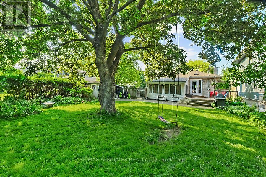 312 Mountbatten Avenue