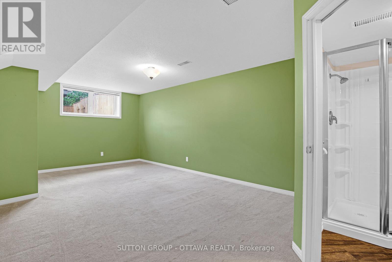 4401 Goldeneye Way