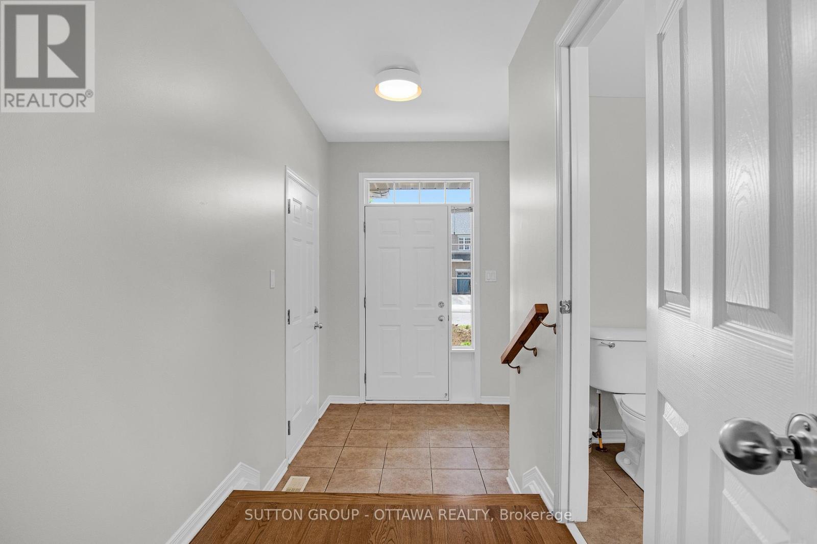 4401 Goldeneye Way