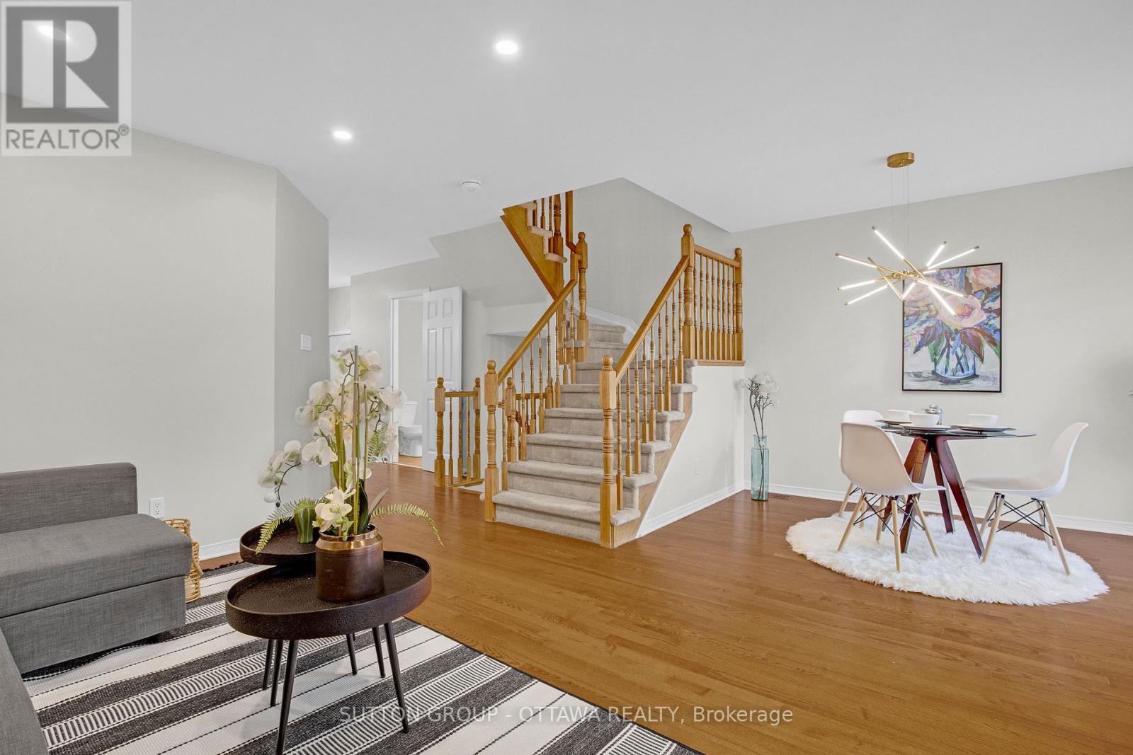 4401 Goldeneye Way