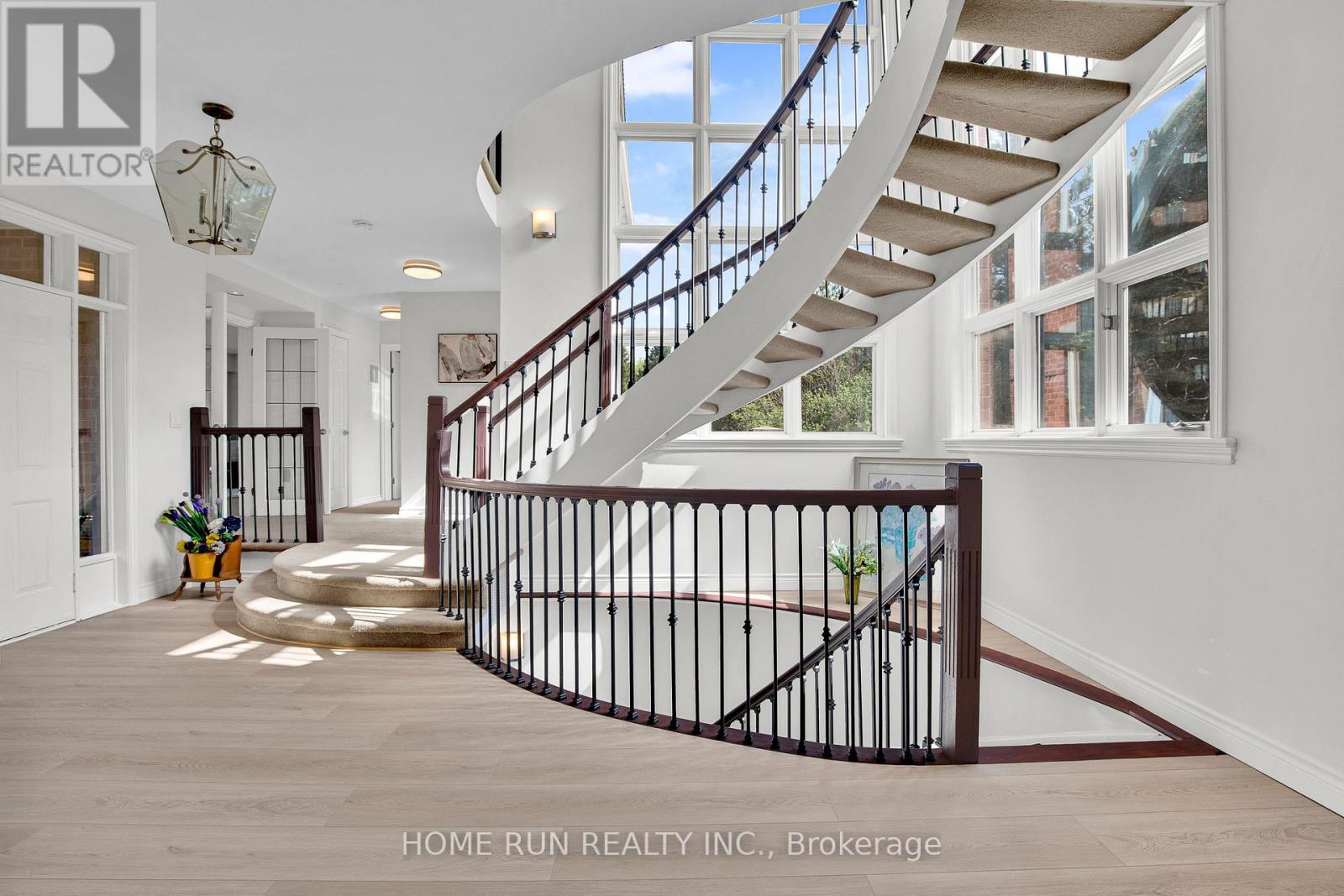 112 Lochcarron Crescent