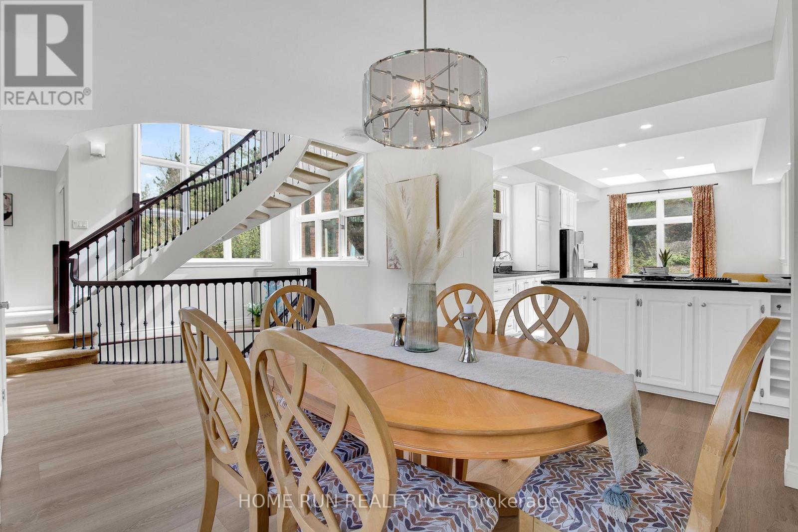 112 Lochcarron Crescent