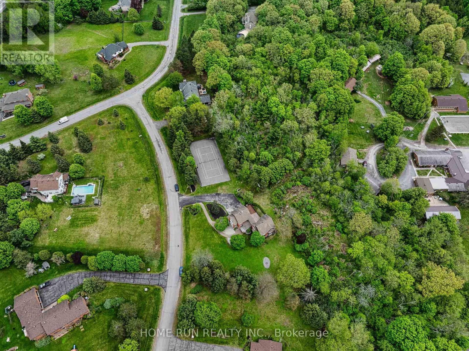 112 Lochcarron Crescent