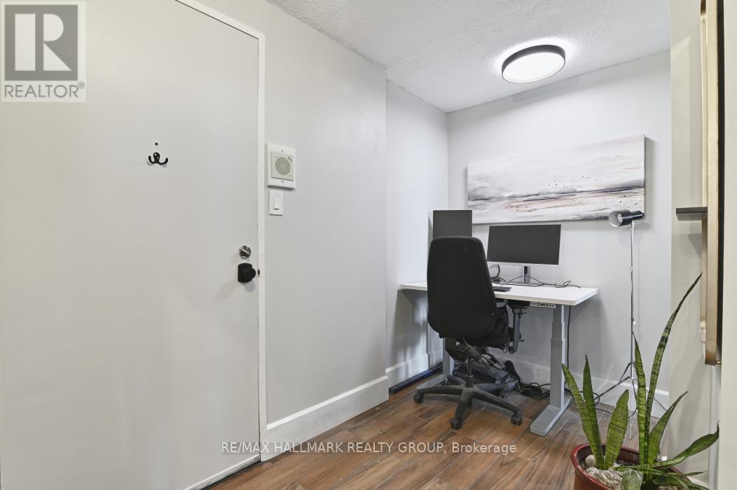 1808 - 1081 Ambleside Drive