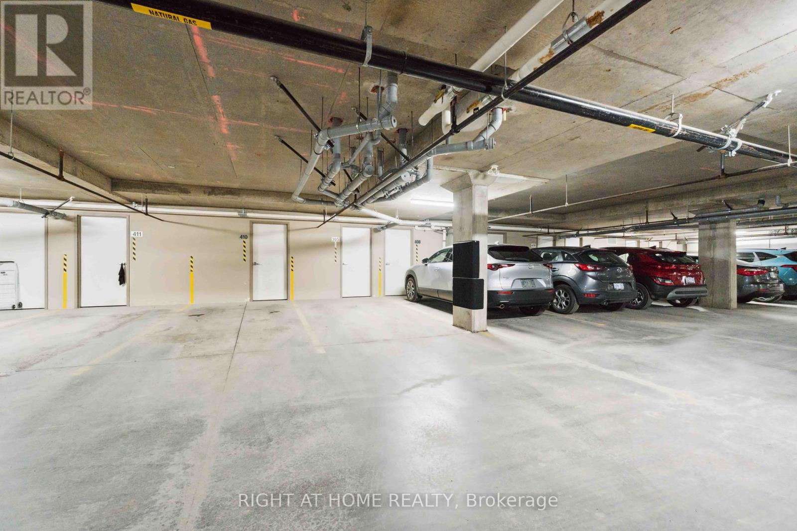 305 - 141 Potts Private