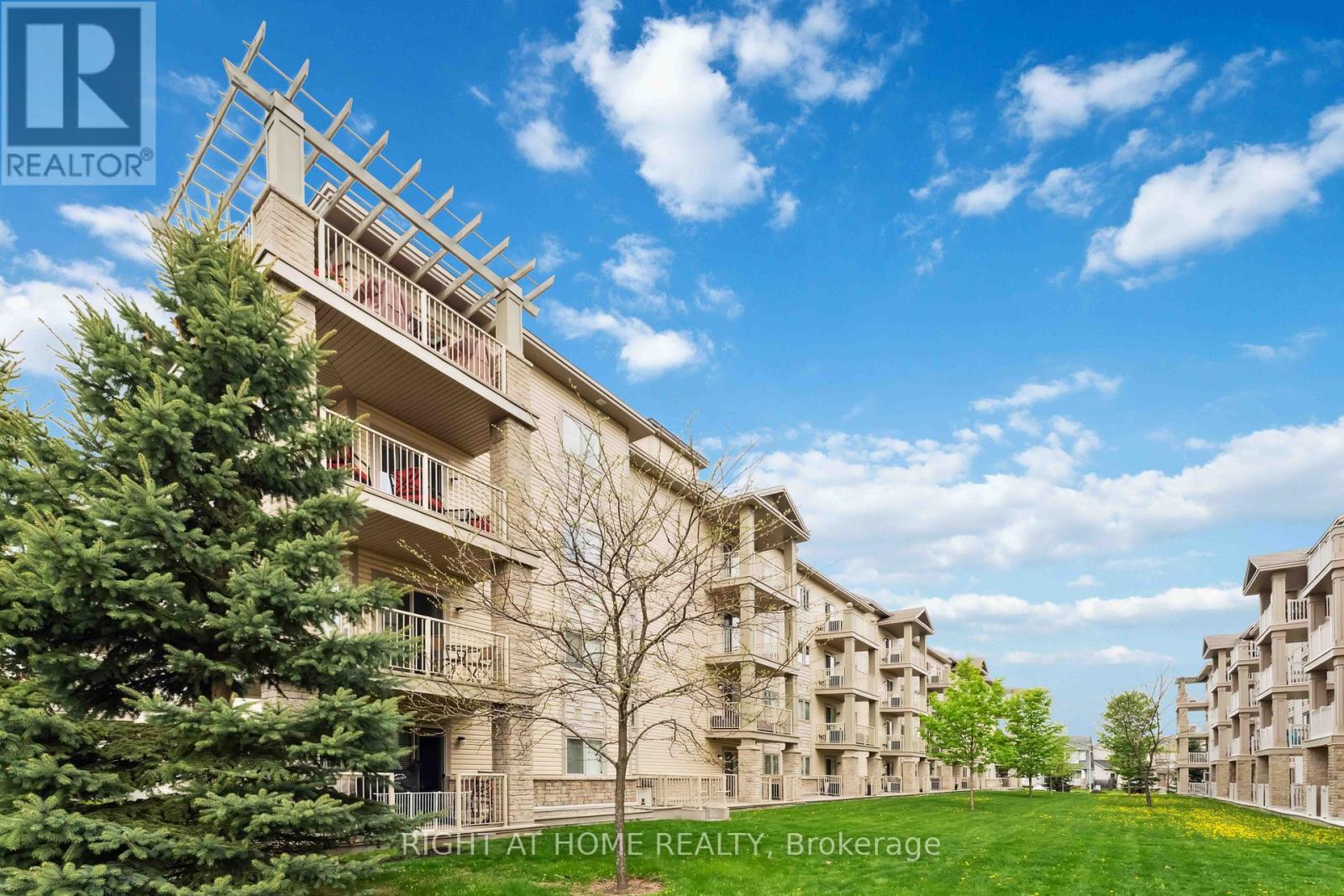 305 - 141 Potts Private