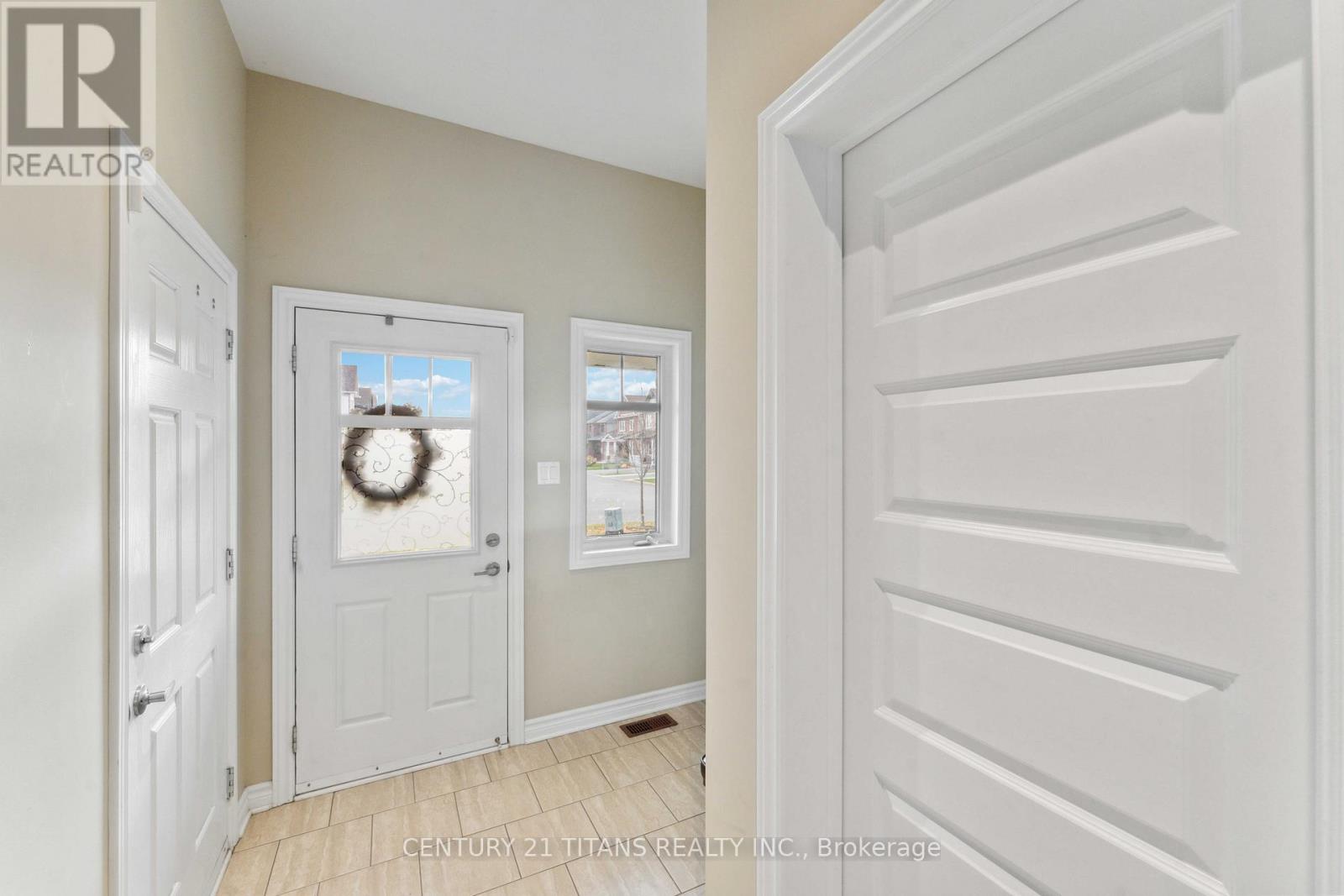 812 Ashenvale Way