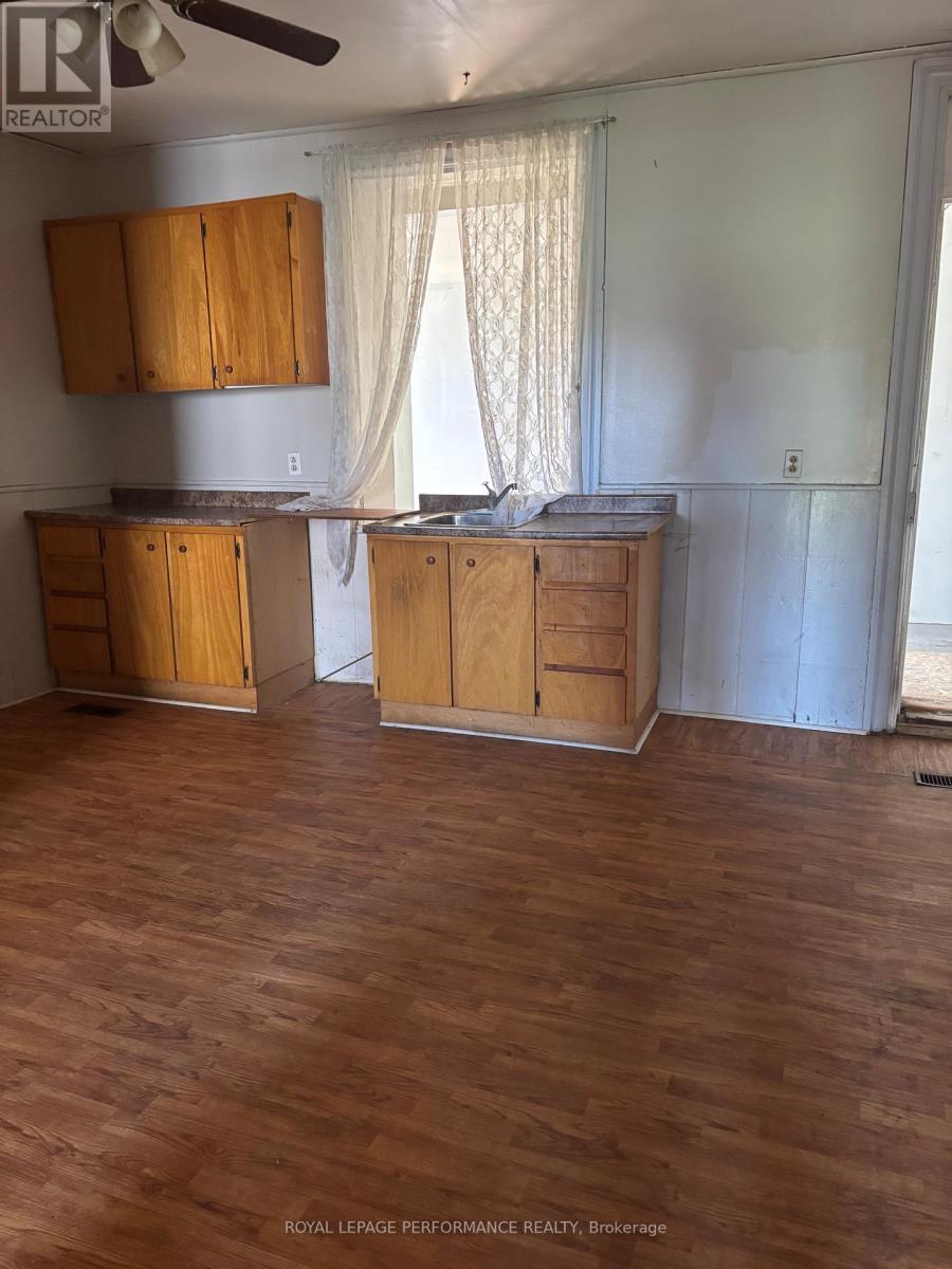 1540 Dwyer Hill Road