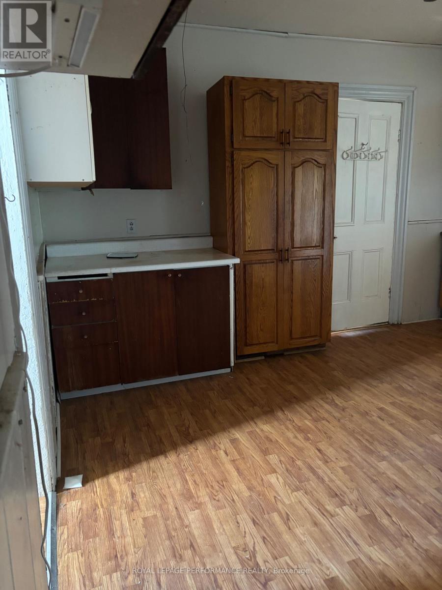 1540 Dwyer Hill Road