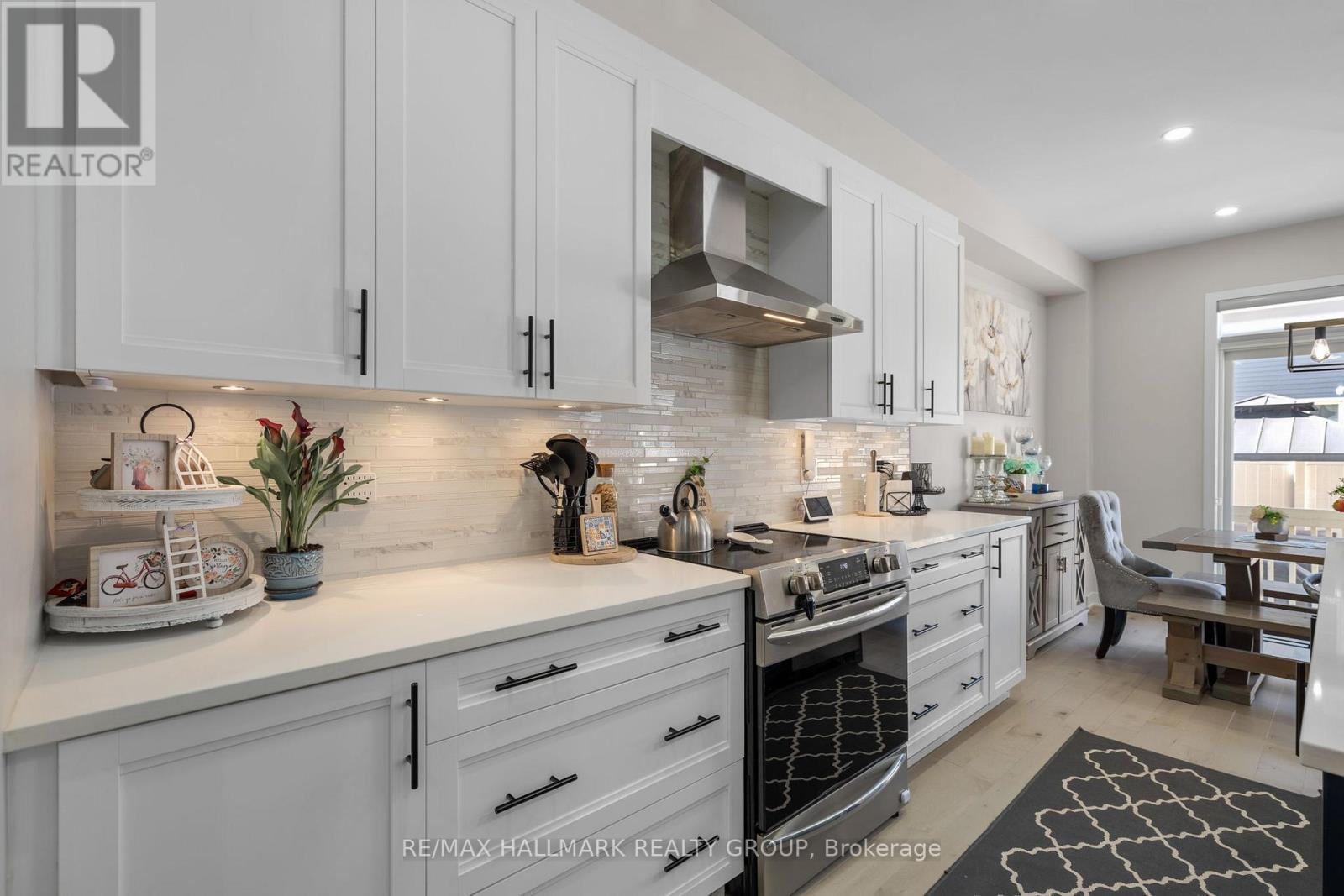 1015 Keeper Heights