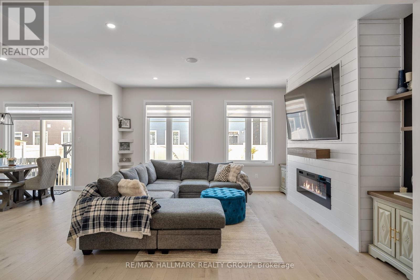 1015 Keeper Heights
