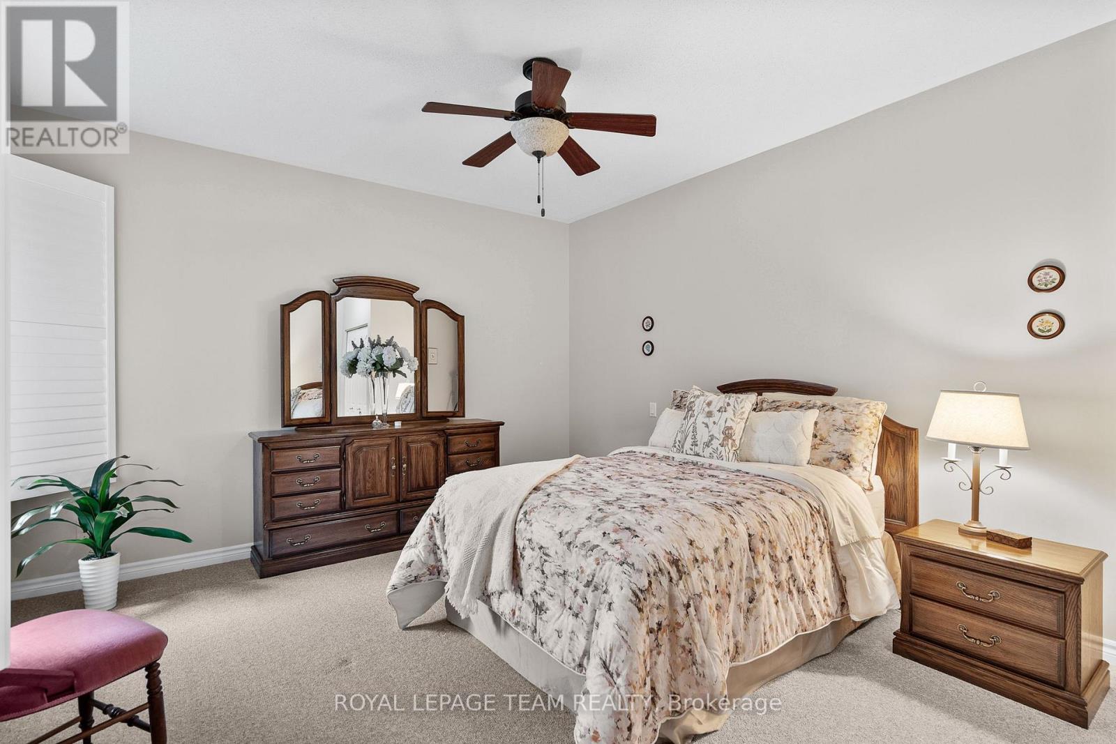 13 Eileen Crescent