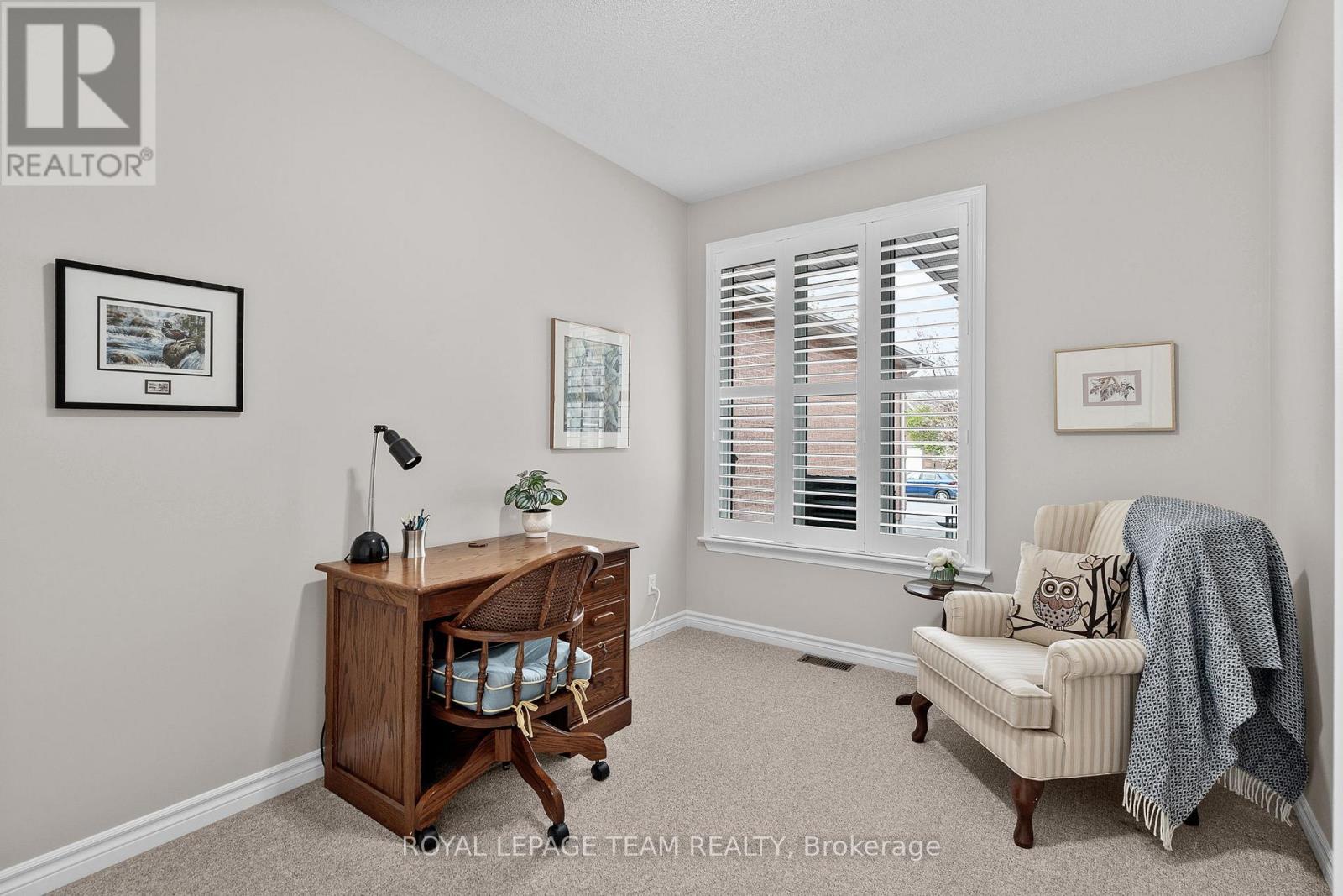13 Eileen Crescent