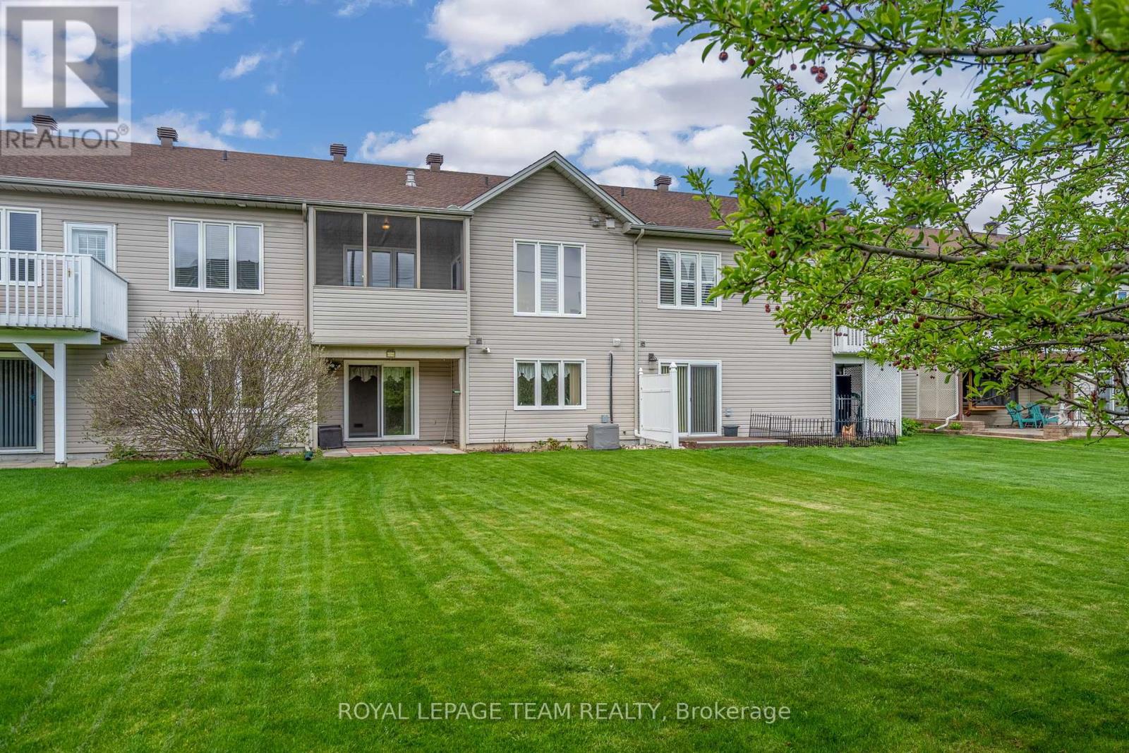13 Eileen Crescent