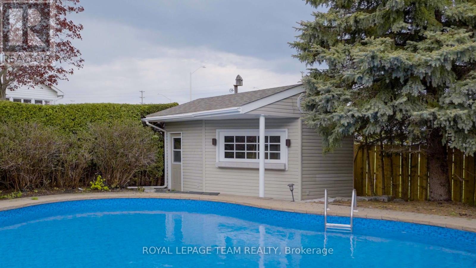 27 Heritage Grove Crescent