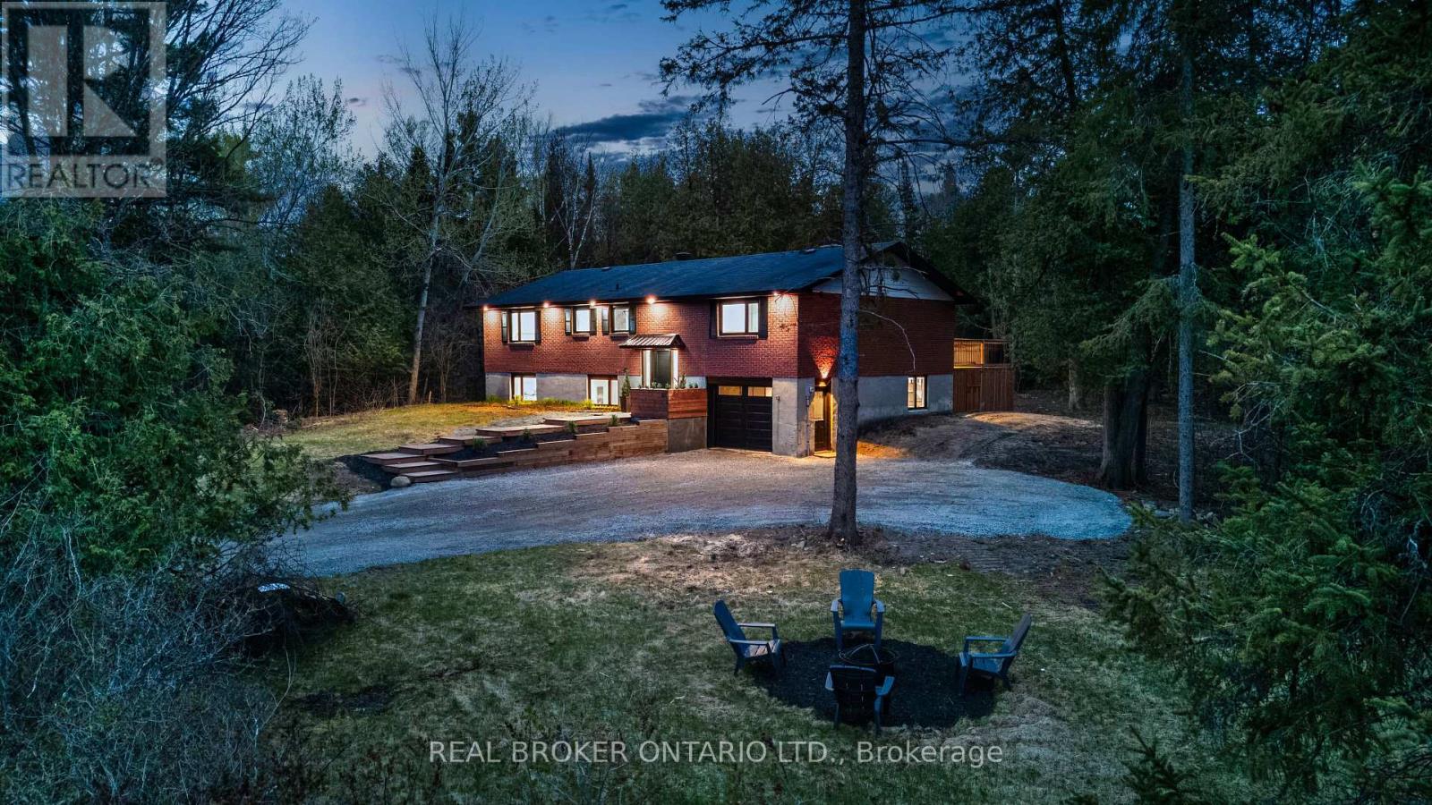833 Beavertail Road
