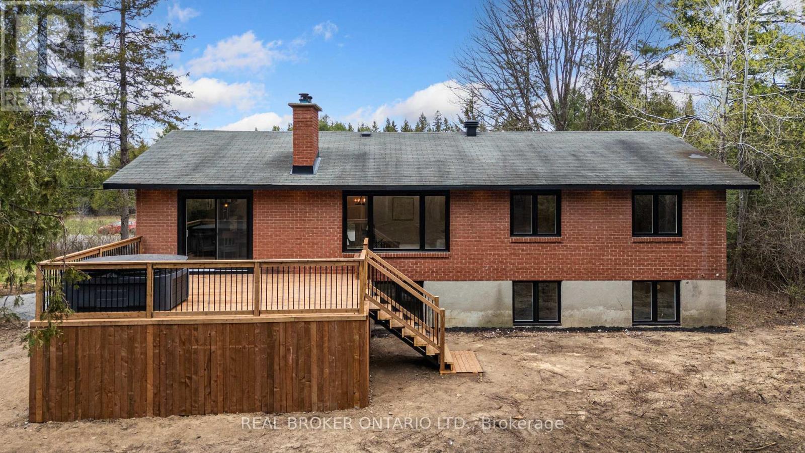 833 Beavertail Road