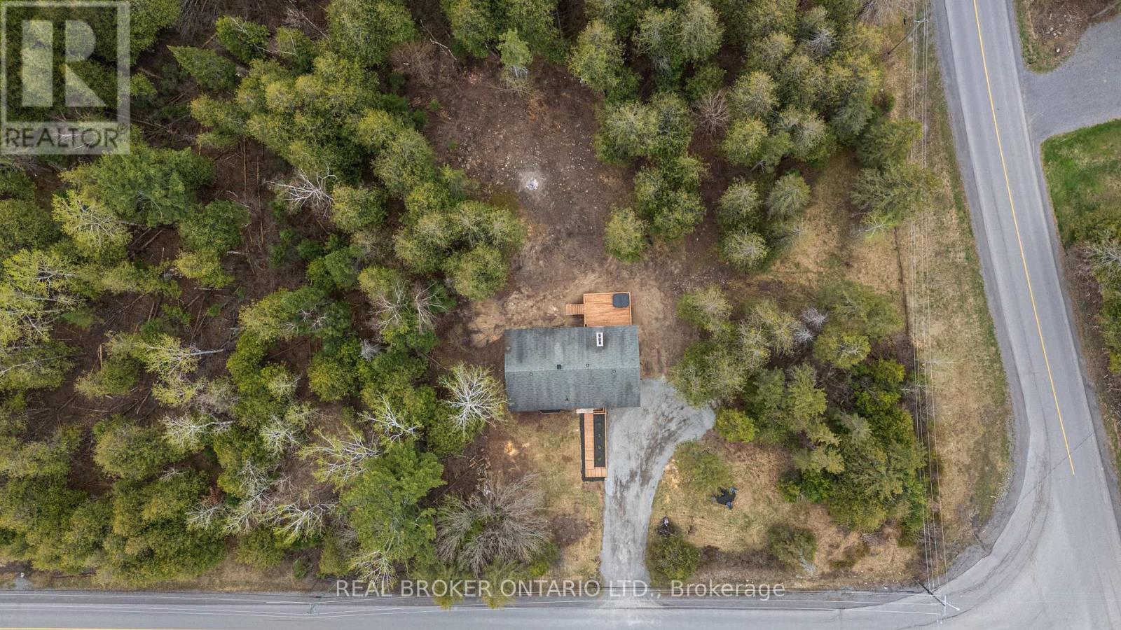 833 Beavertail Road