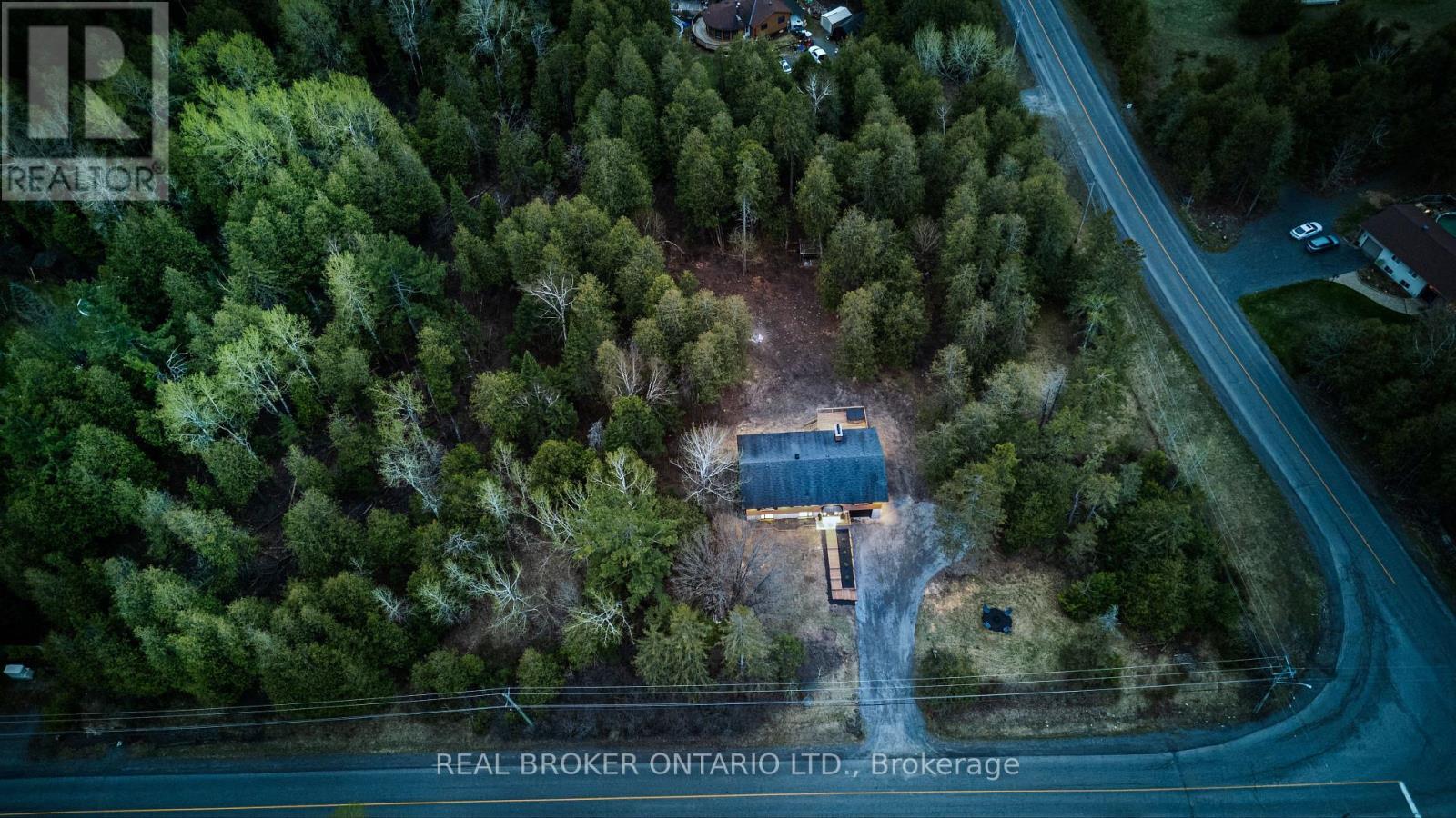 833 Beavertail Road