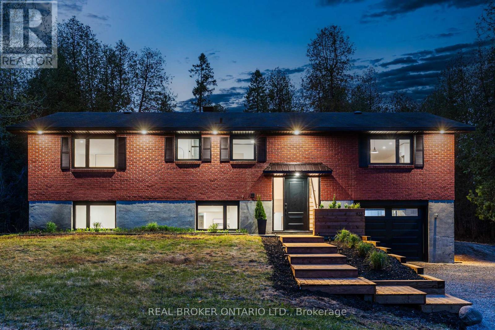 833 Beavertail Road