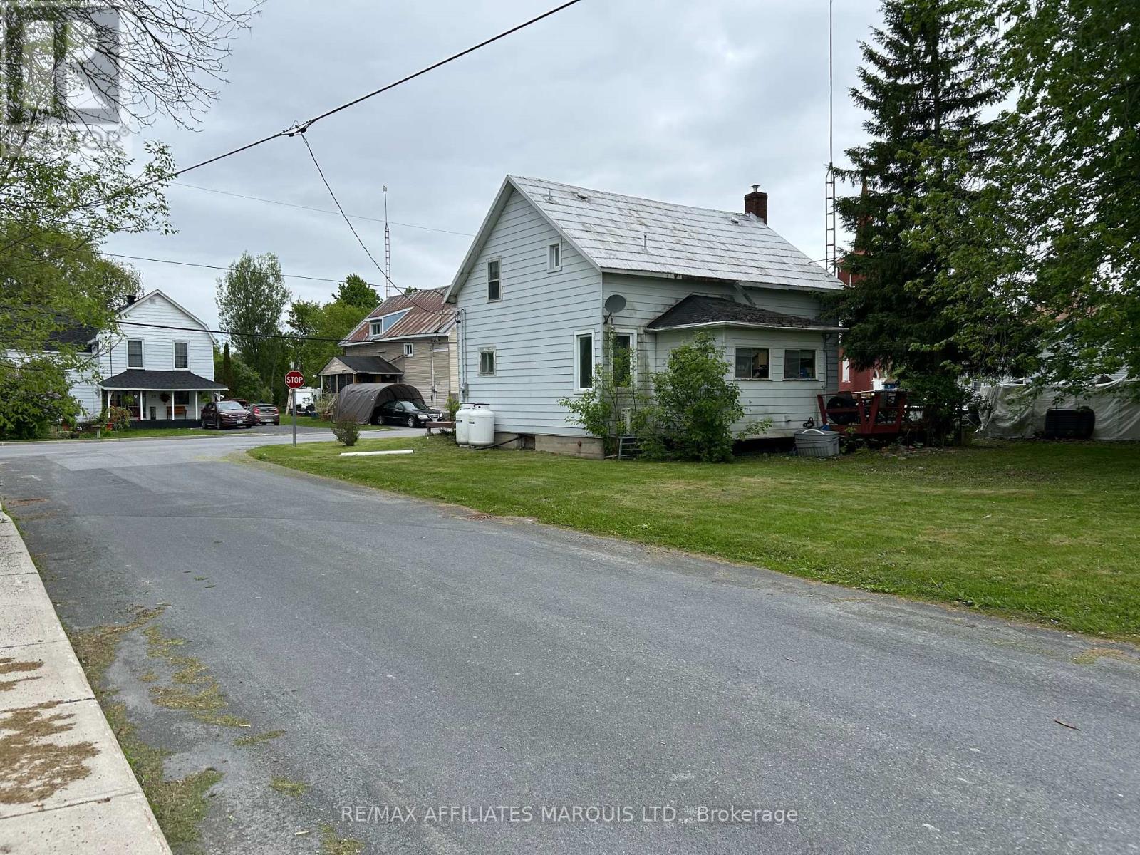 37 Main Street