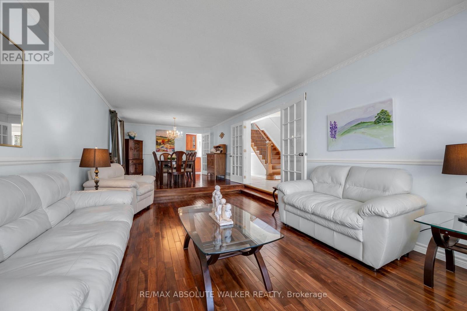 1901 Montereau Avenue