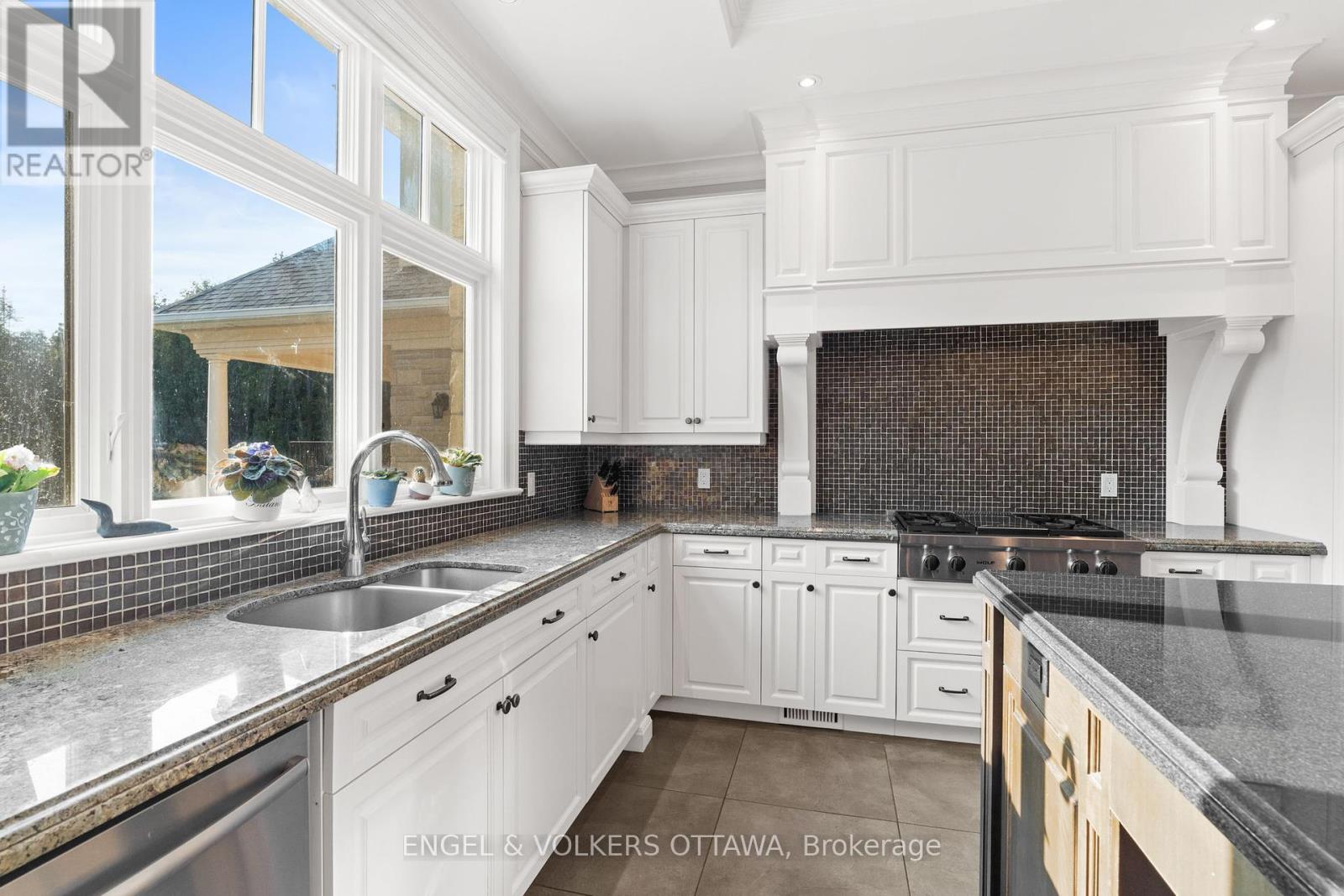 1408 Blackhorse Court