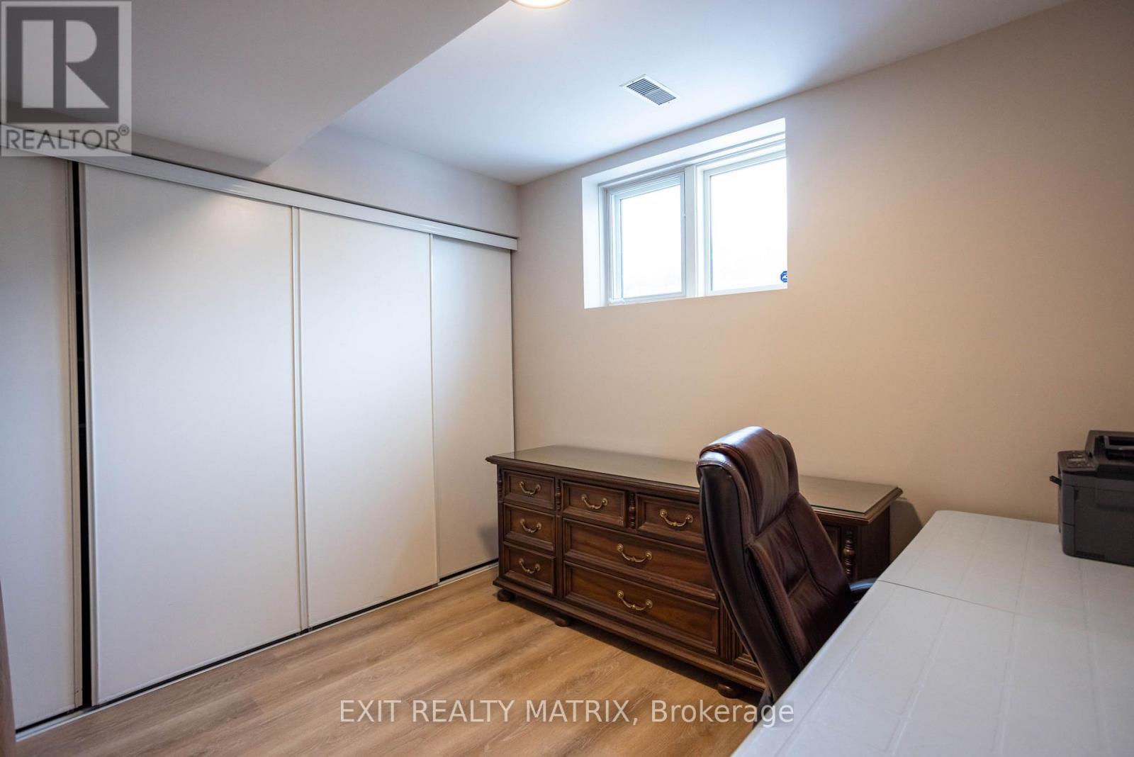 2418 Rideau Road