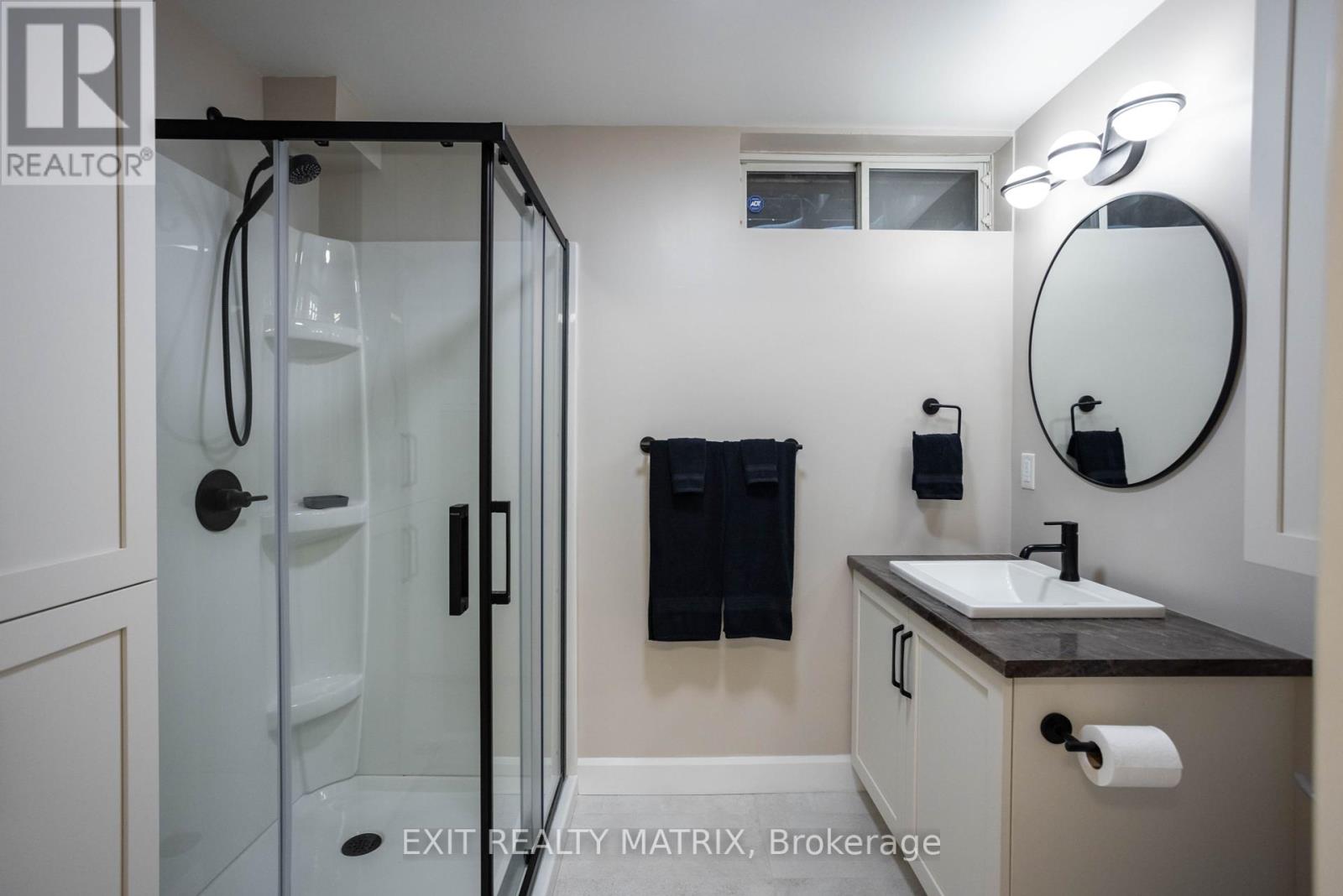 2418 Rideau Road