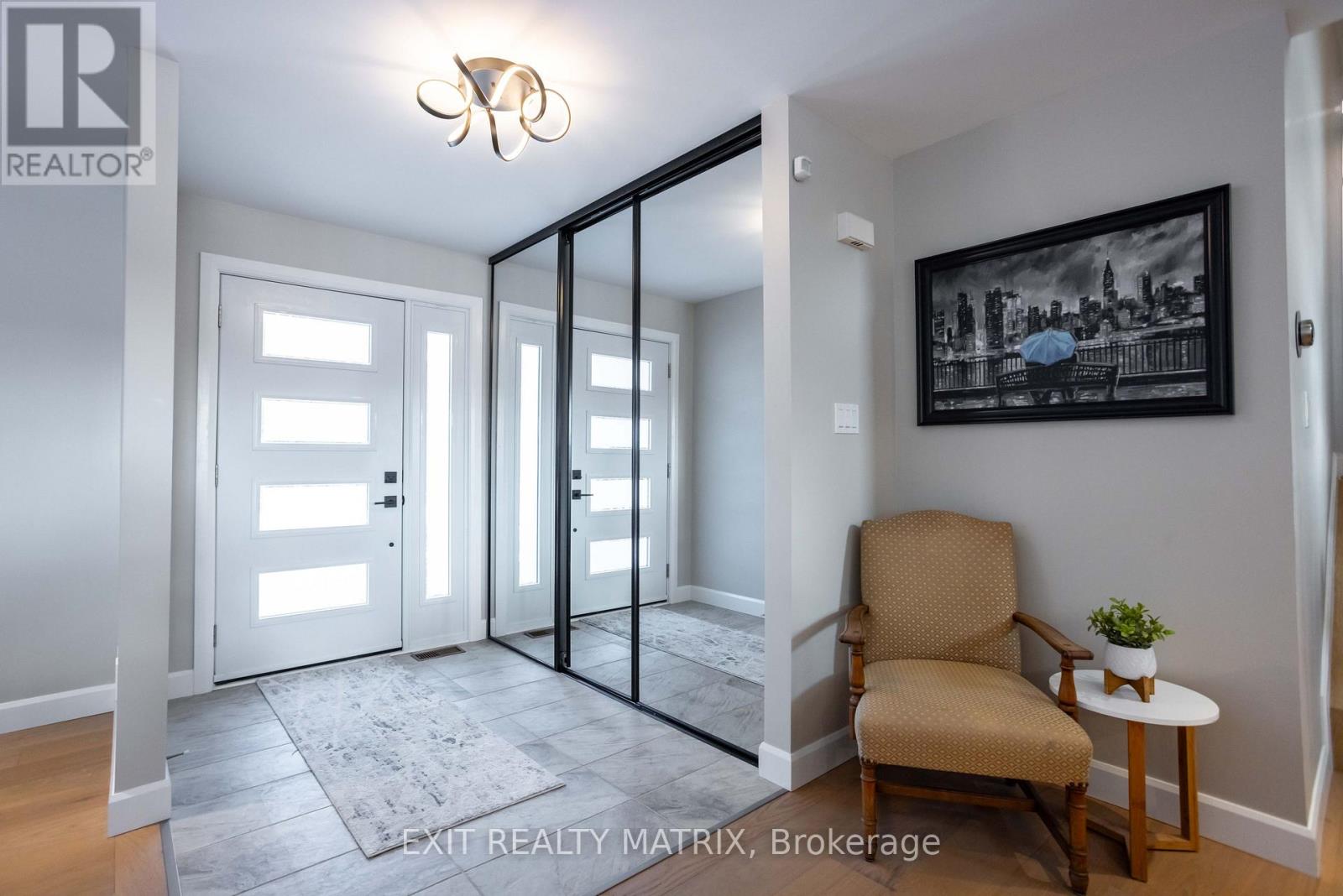 2418 Rideau Road