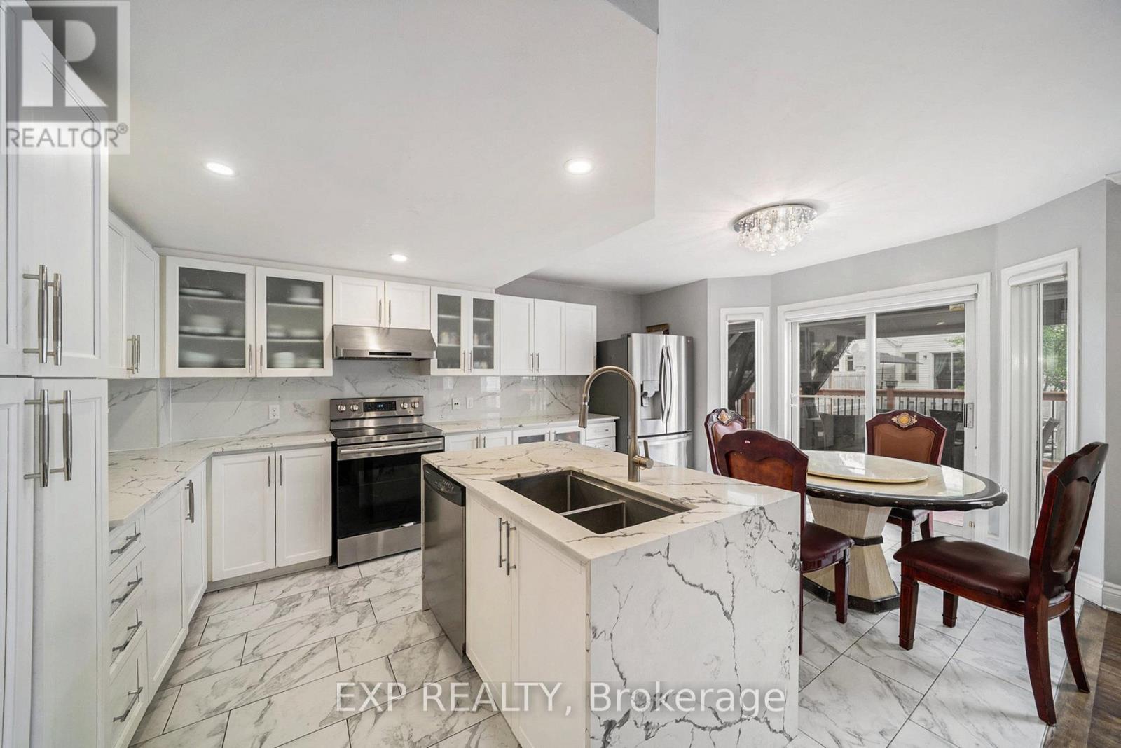 340 Stoneway Drive