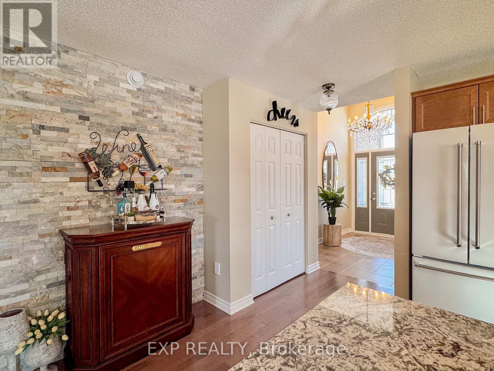 369 Zircon Street