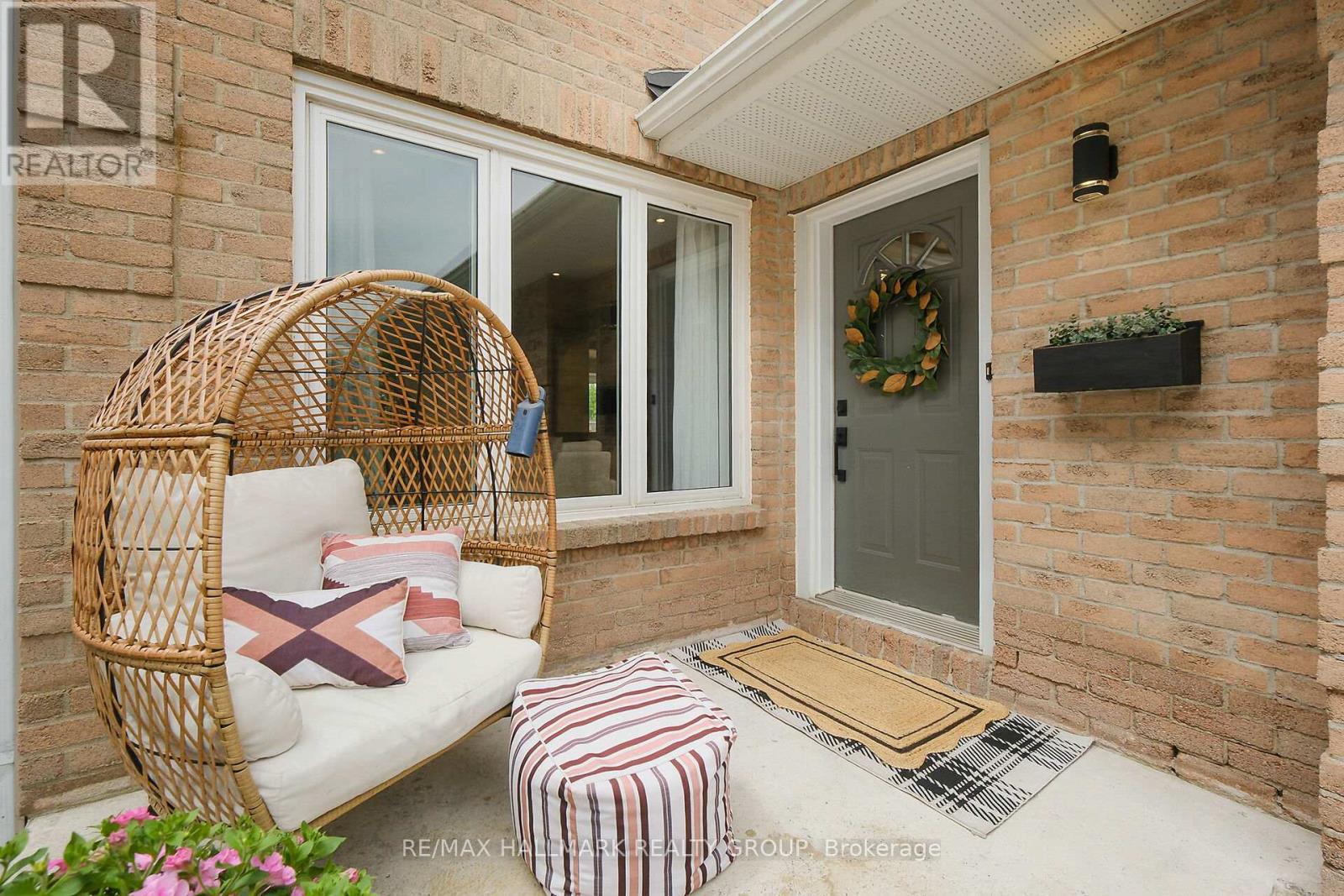 35 Willow Glen Drive