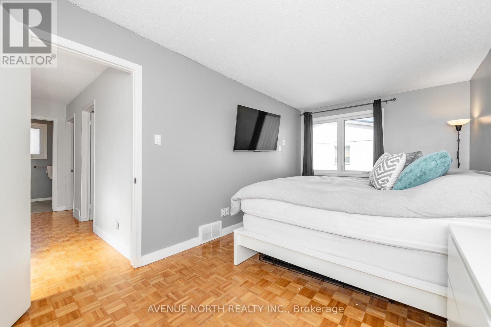 104 - 3260 Southgate Road