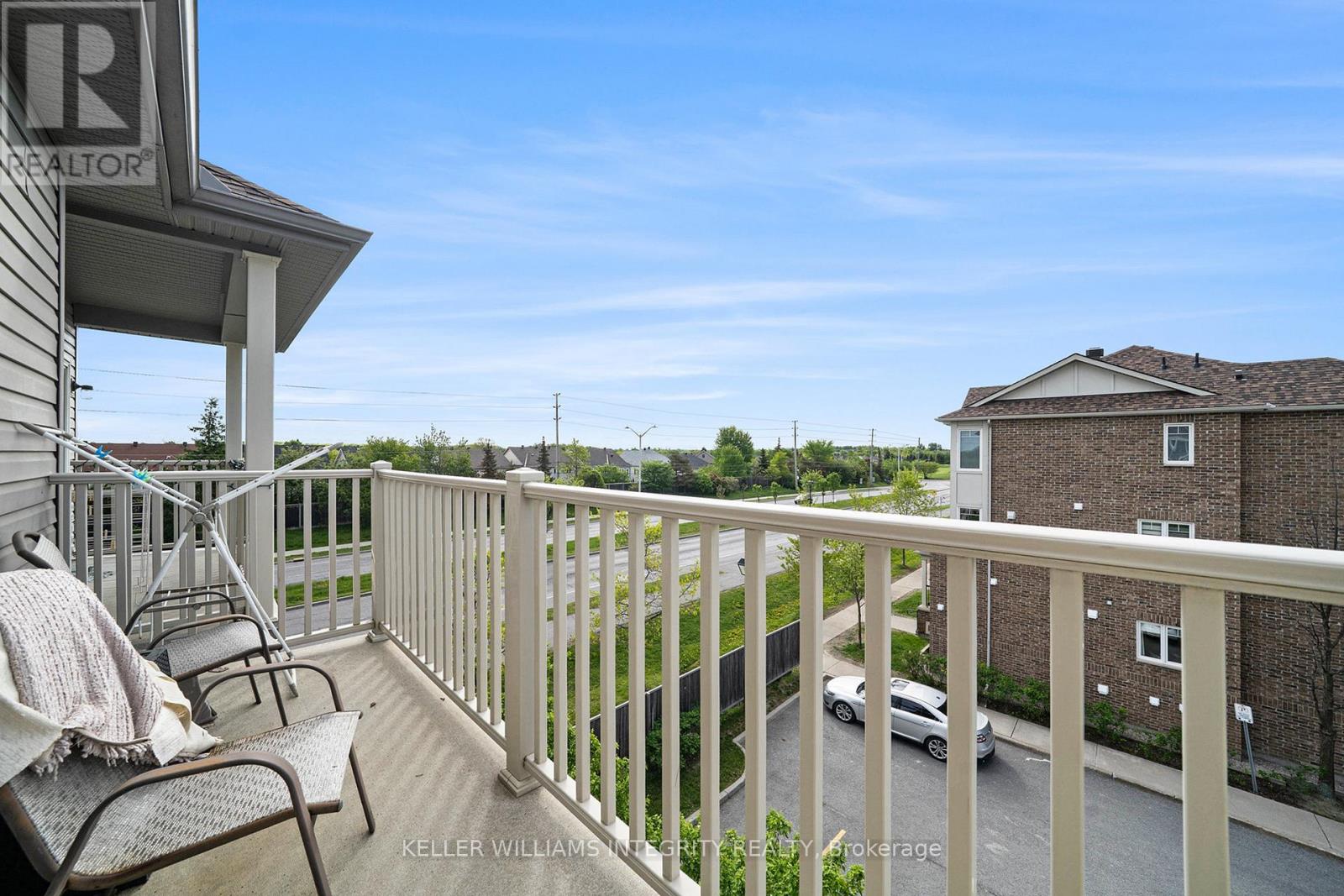 256 Espin Heights