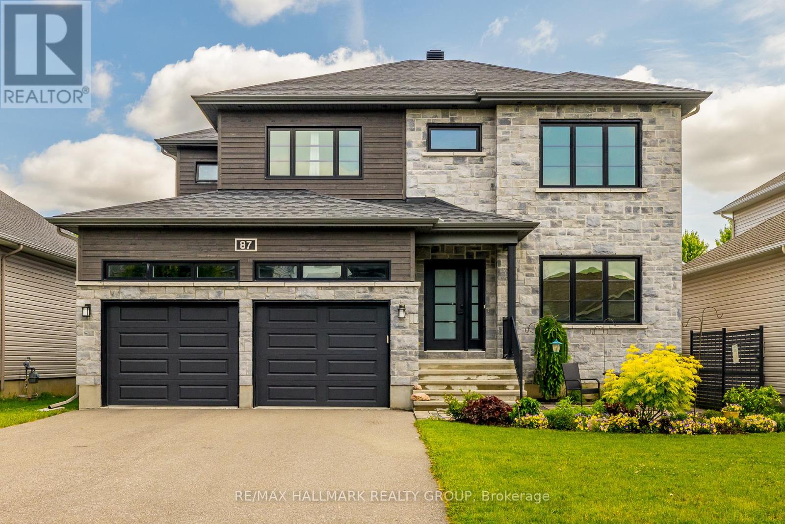 87 Cobblestone Drive