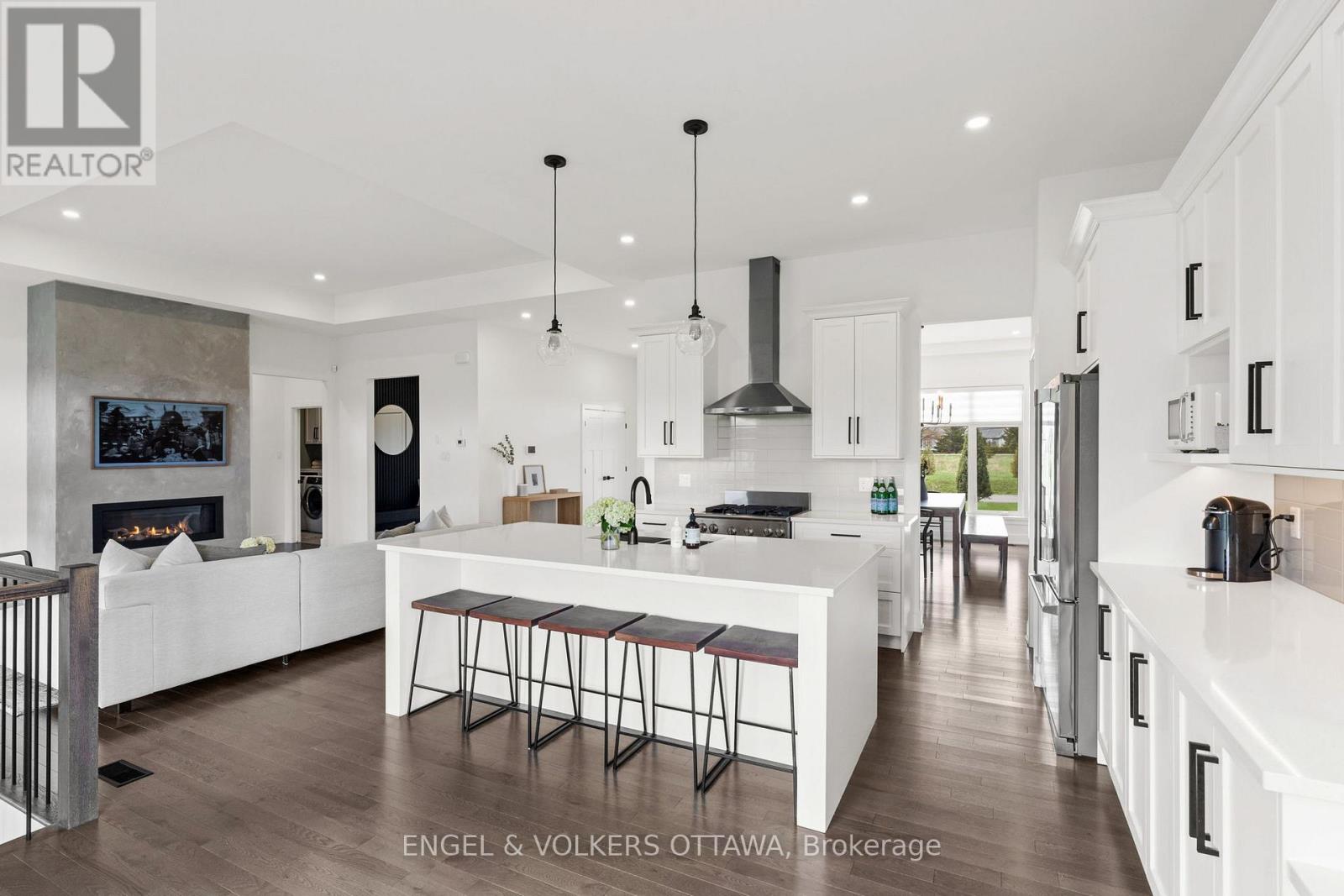 312 Shoreway Drive. Drive