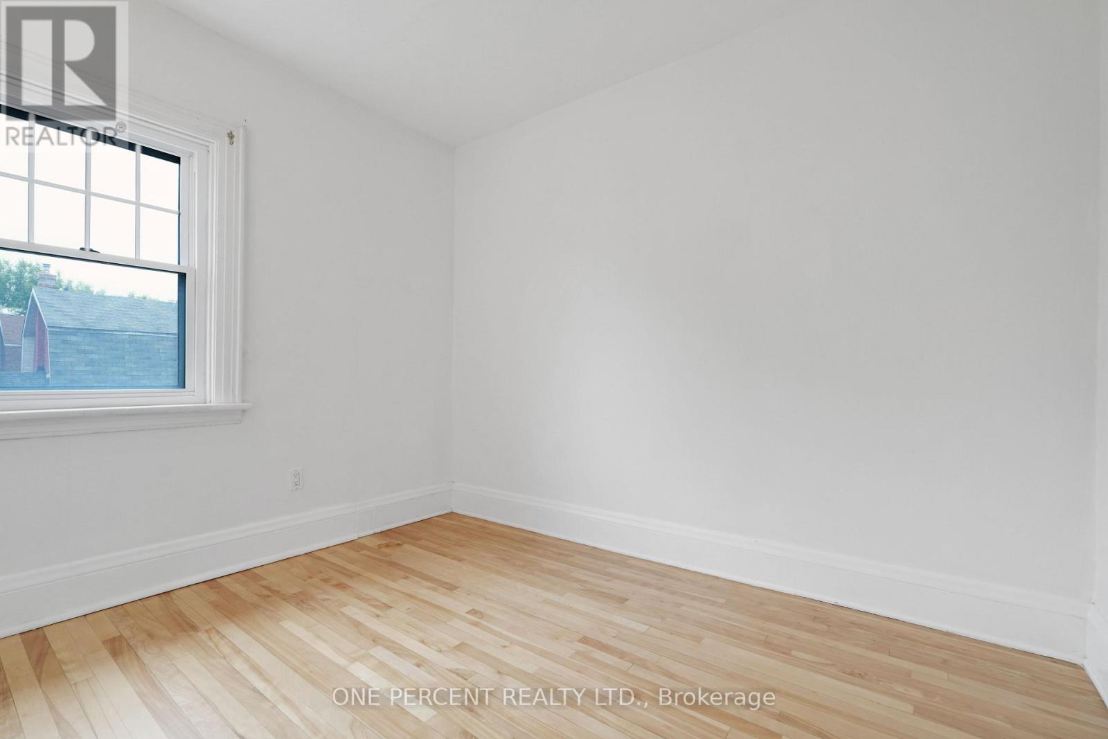 165 Hawthorne Avenue
