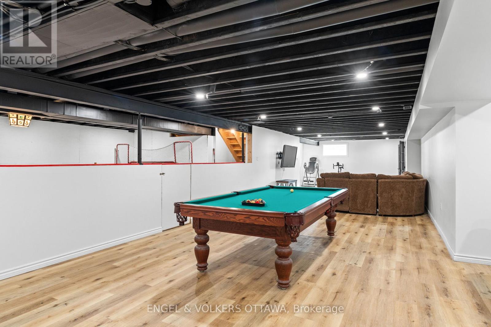 5567 Lombardy Drive