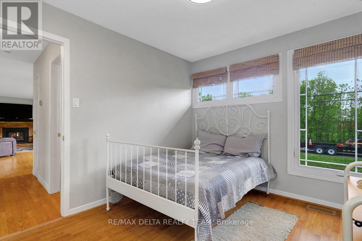5041 Thunder Road